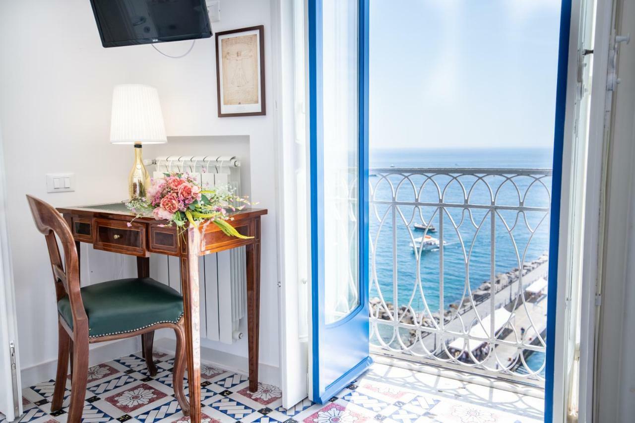 Suite Picasso Amalfi Exterior photo
