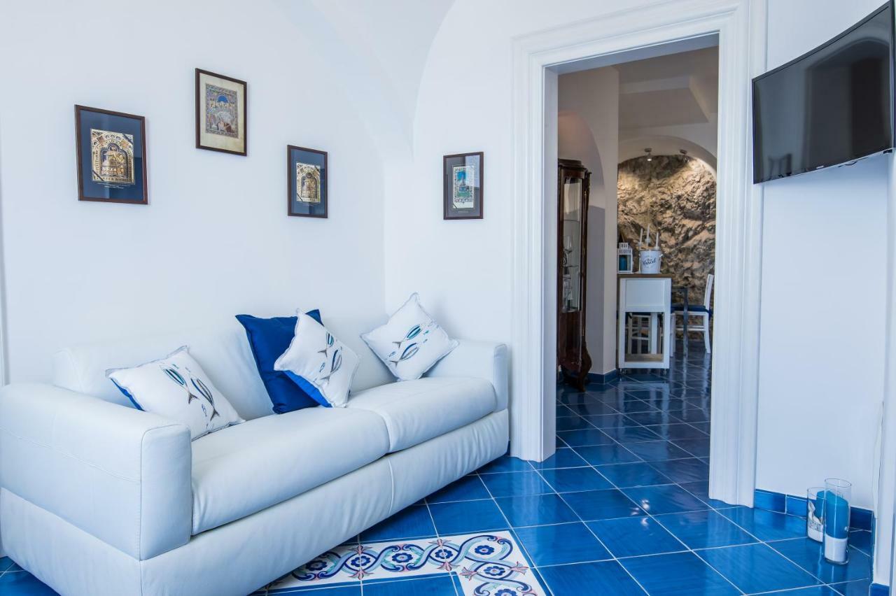 Suite Picasso Amalfi Exterior photo