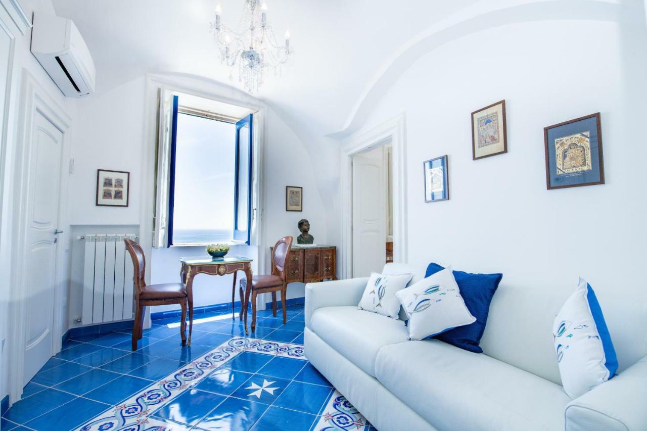 Suite Picasso Amalfi Exterior photo